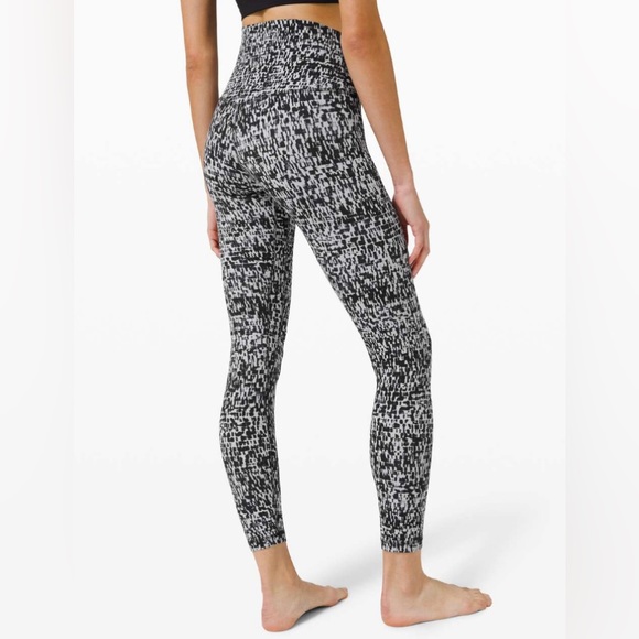 Lululemon🍋Align Pant II 25" - Picture 3 of 8